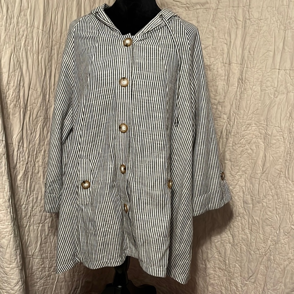 Stripped, hooded jacket.  Size. 2x